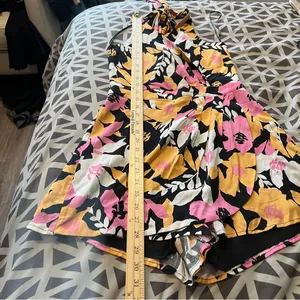 Skylar Rose Multicolor Floral Print Faux Wrap Style V Neck Skirted Romper Size S thumbnail 13