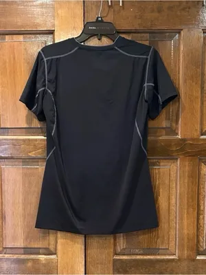 Nike Pro Women Size L Black V-Neck Compression Shirt Fitted NikeFIT Training Tee thumbnail 3