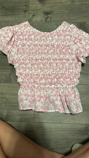 Pink floral boutique top Size L thumbnail 2