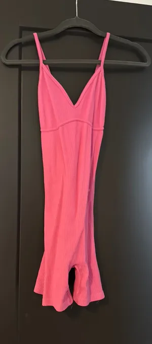 Pink Ribbed Romper Size M thumbnail 1