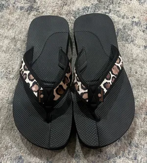 The Healing Sole by Dr. Meredith Warner Original Flip Flops Leopard Women's 9.5 thumbnail 1