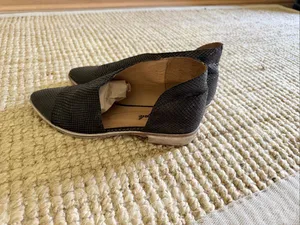 Free People Royale Dark Brown Snakeskin Leather Pointed Toe Flats Size 38 thumbnail 4