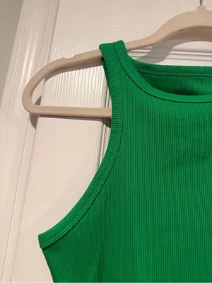 NWT Wild Fable Size S Green Ribbed High Neck Cropped Racerback Stretch Tank Top thumbnail 5
