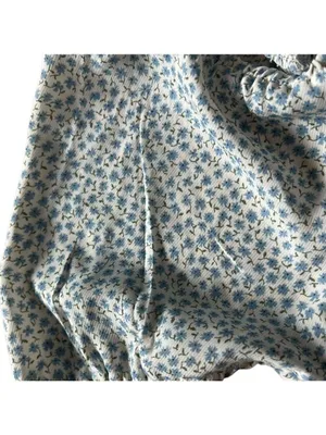 Paper Crane Floral Smocked Puff Sleeve Crop Top Blue thumbnail 6