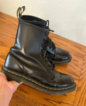 The classic black smooth leather Dr. Martens 1460 8-eye boots, size 9 thumbnail 1