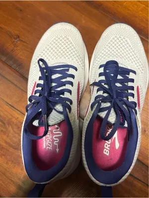 Brooks Revel Gray, Pink & Navy Women's Running Sneakers thumbnail 2