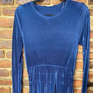 Zara Navy Blue Pleated Satin Long Sleeve Midi Dress Women's Size Medium thumbnail 3