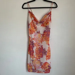 NWT Runaway the Label Revolve Sienna Floral Mini‎ Dress in Acadia White thumbnail 3