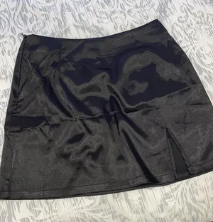 Silk Black Mini Skirt thumbnail 1