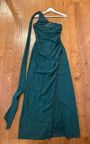 Lulus NWT one shoulder green draped sash maxi dress aml thumbnail 7