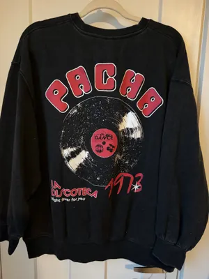 H&M Crewneck thumbnail 2