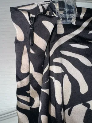 Target future collective alani noelle Tropical palm leaf Skirt Black & Cream NWT thumbnail 6