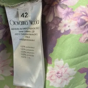 Giovanni Nicolai Floral Print Green & Purple Wrap Top(Size Medium thumbnail 5
