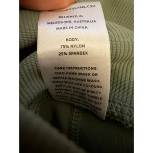 Wilo‎ The Label Sage Green Ribbed High Waisted Leggings White Piping Size Medium thumbnail 4
