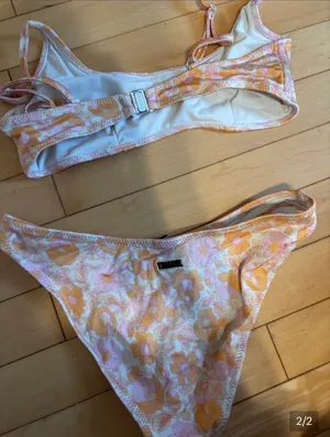 Triangl Bikini Set Swimsuit thumbnail 2