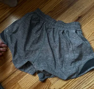 Lululemon hotty hot size 2 tall thumbnail 2