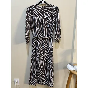 Only Leva Dress15249831 Brown Zebra‎ Belted Shirtdress Size Large Midi thumbnail 3