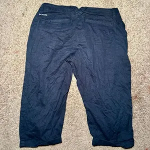 Size 6‎ Columbia Black Capris thumbnail 2
