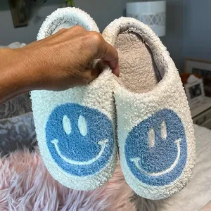 Smiley Face Slippers White Size 7.5 thumbnail 1