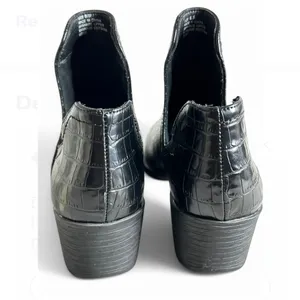 Volatile Chronicle Bootie (Women) Size 8.5 black. thumbnail 5