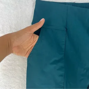 Fabletics Short Length High Waisted Hybrid‎ Cargo Pants Stretch Pockets Skinny thumbnail 4