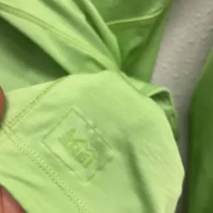 Rei Womens Medium Polyester Blend High Visibility Green Active Top #734 thumbnail 5