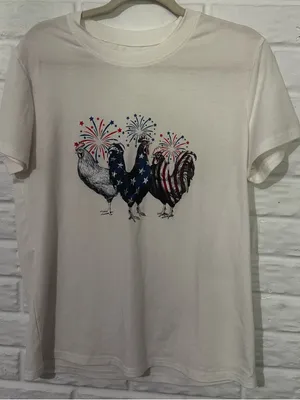 Patriotic Chicken T Shirt Women’s Large White Red White And Blue Fireworks Flag thumbnail 1
