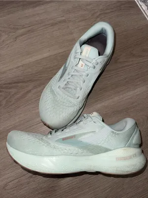Brooks Women's Running Shoes - Mint thumbnail 1