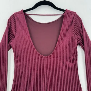 Forever 21 Velvet Dress S Burgundy Ribbed Bodycon Mini Long Sleeve Open Back NWT thumbnail 4