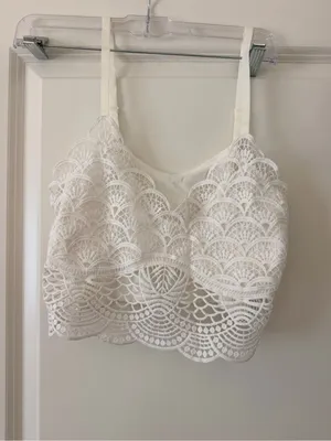 Lace Scallop Longline Bralette thumbnail 2