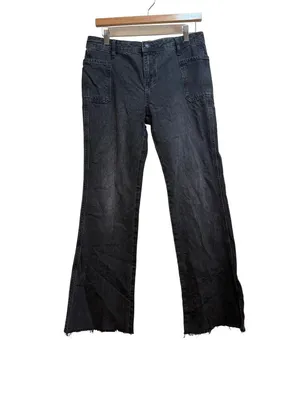 We The Free People Izzy Flare Leg Raw Fray Hem Jeans Black Patch Pockets SZ 28 thumbnail 2