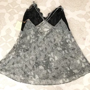Victoria’s Secret Intimate Lingerie Collection M Lace Slip thumbnail 6