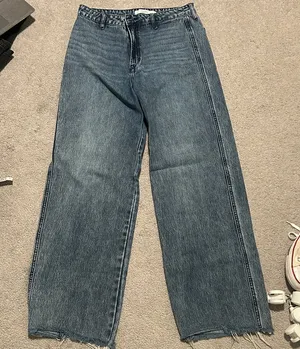 Hidden wide leg, high waisted frayed jeans thumbnail 1