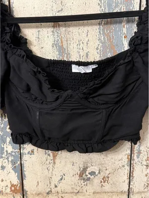 ASTR the Label Women's Feronia Top, black crop top, size Medium thumbnail 4
