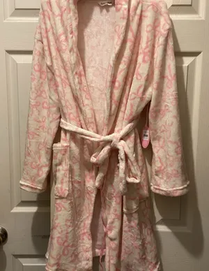Spoiled Angel Pink and White Fleece Robe thumbnail 1