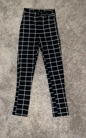 SheIn Dress Pants thumbnail 2