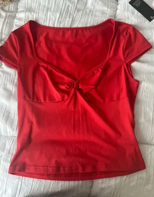 Red h&m top thumbnail 1