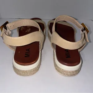 Mia Kiera Size 7.5 Espadrille Platform Sandal in Tan thumbnail 5