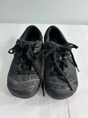 KEEN Women's Mercer Lace II CNX Shoe Contour Arch Diamond Pattern Rubber Sole thumbnail 4