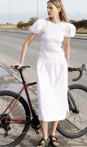 Ganni Smocked Poplin Midi‎ Dress in White Organic Cotton thumbnail 1