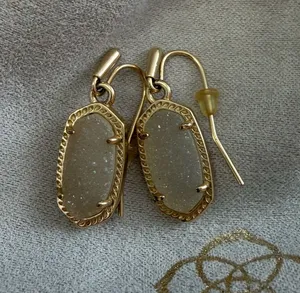 Kendra Scott Earrings  thumbnail 1