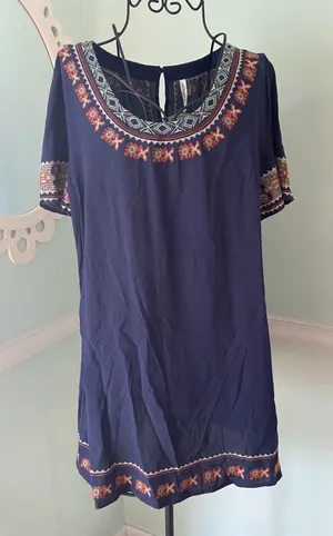 Anthropologie‎ Mur Mur Embroidered Short Sleeve baby doll Medium Navy NWT thumbnail 1