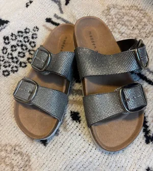 Madden Girl Sandals thumbnail 1