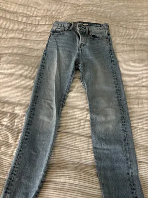 Levi’s Wedgie Straight Jeans thumbnail 1
