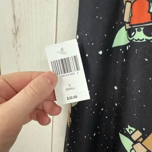 Disney Parks Women’s Small Star Wars Grogu Ankle Pants Leggings New thumbnail 4