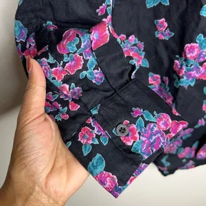 Billabong Women's Floral Button-Up Shirt‎ Size S 100% Cotton Black & Pink thumbnail 4