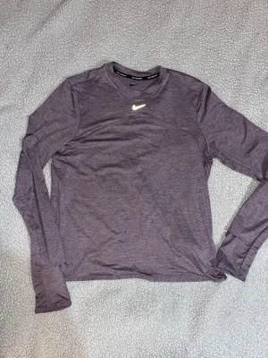 Nike Dri-Fit Long Sleeve thumbnail 2