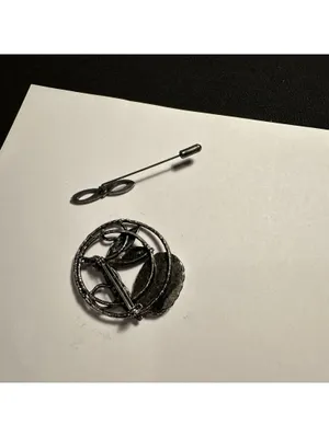 Lot Of 2 Aged Silver Tone Lapel Stick Pin & Brooch thumbnail 6