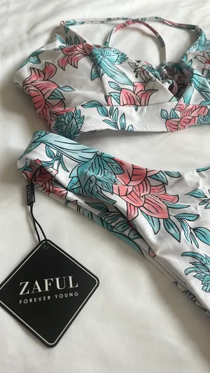 Zaful Floral Bikini thumbnail 4