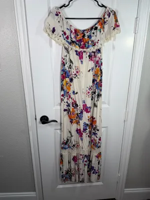 PinkBlush Floral Off-The-Shoulder Lace Trim Maxi Dress Size S thumbnail 4